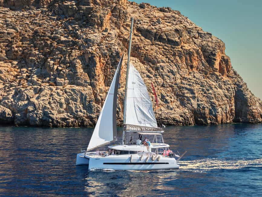 Hersonissos: Catamaran Sailing Trip to Dia Island with Lunch - Lunch is more substantial than a snack buffet