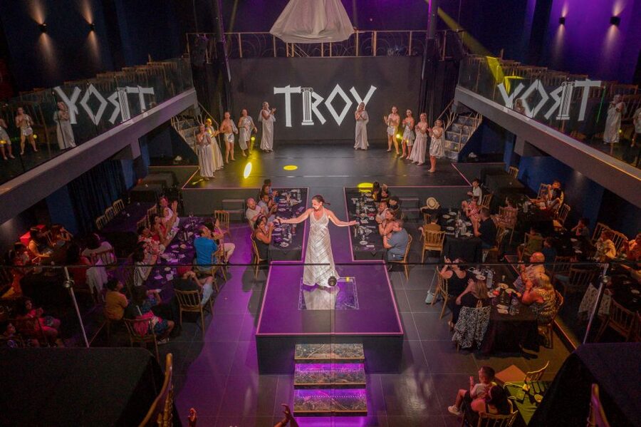 Hersonissos: Troy Dinner-Show Theatre Experience Tickets - Choosing between dinner and drinks