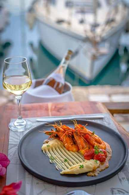Jazz in the Heart of Corfu: Seaside Sessions at the Marina - Getting from Corfu Town to Benitses