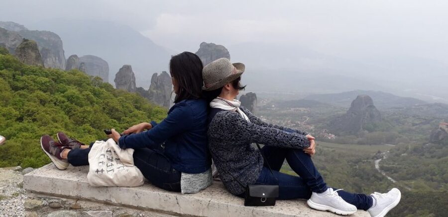 Kalabaka: Meteora Monasteries Minibus Tour with Photo Stops - What the guides and drivers add