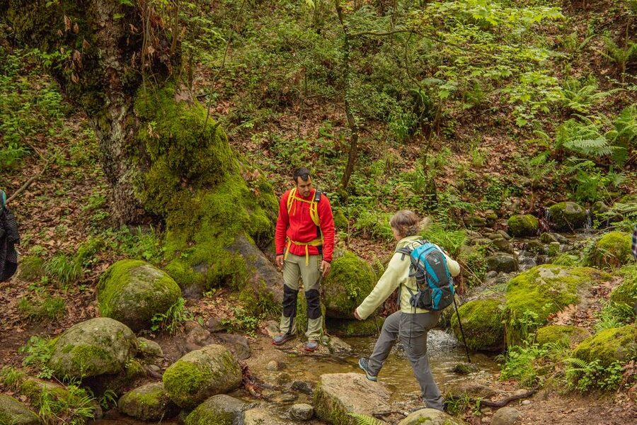 Kalabaka: Meteora Small-Group Hiking Tour w/ Monastery Visit - Why walking is the right way to see Meteora