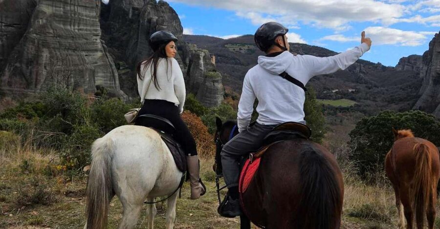 Kastraki: Meteora Morning Horse Riding with Monastery Visit - Following the trail through Meteora