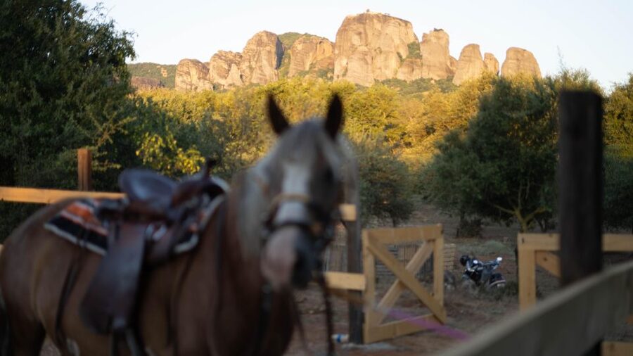 Kastraki: Meteora Morning Horse Riding with Monastery Visit - Who will enjoy this Meteora experience?