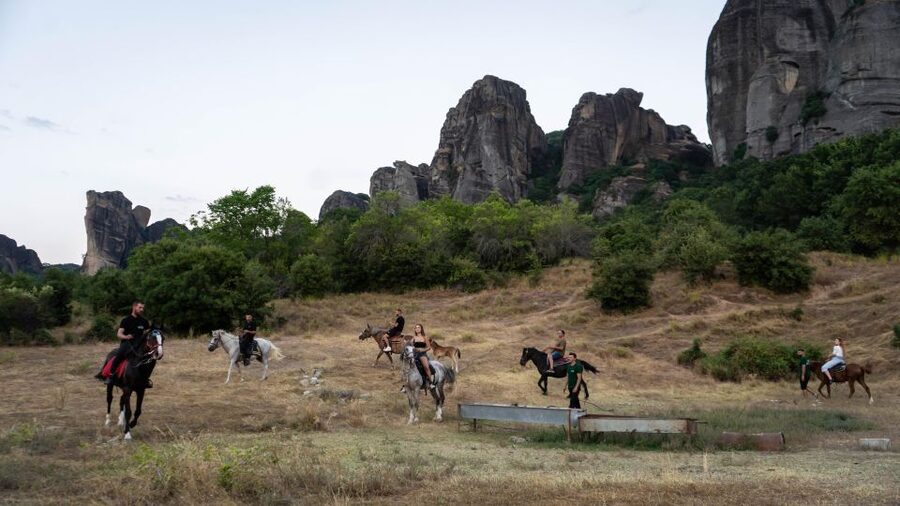Kastraki: Meteora Morning Horse Riding with Monastery Visit - Practical tips for a better morning