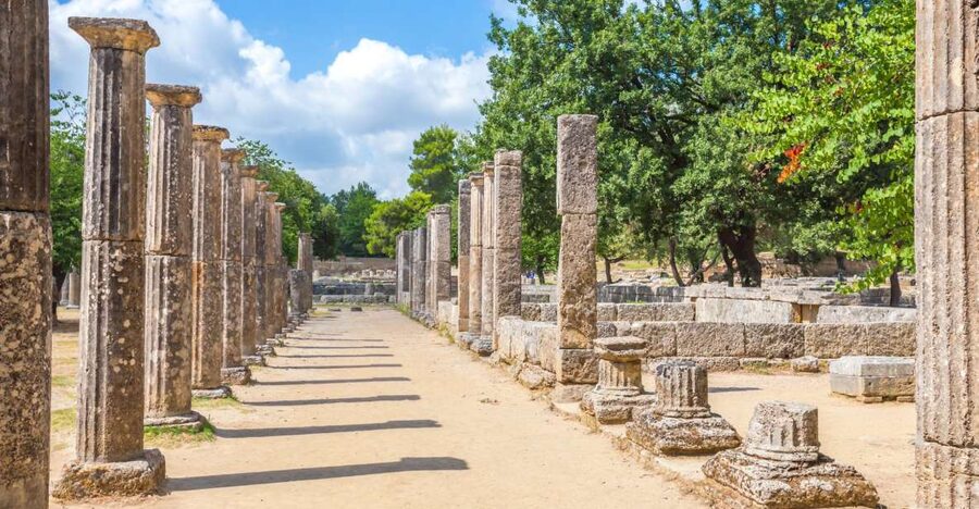 Katakolo Port: Transfer to Ancient Olympia and VR Audio Tour - Cost and overall value at $13.55