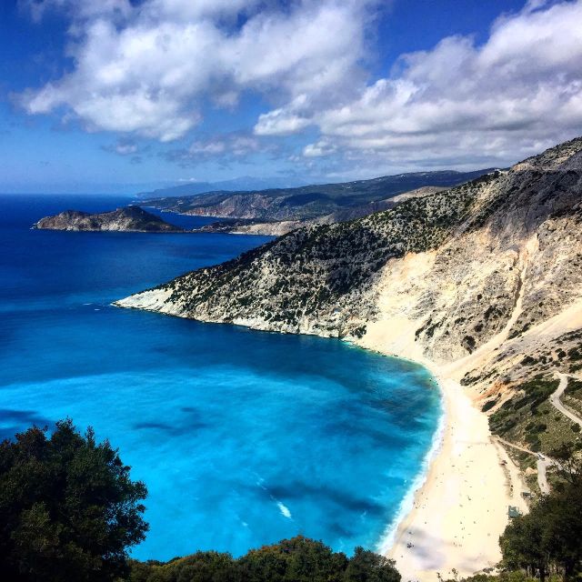 Kefalonia: Melissani Lake, Drogarati Cave, & Myrtos Day Trip - Why this seven-hour route works
