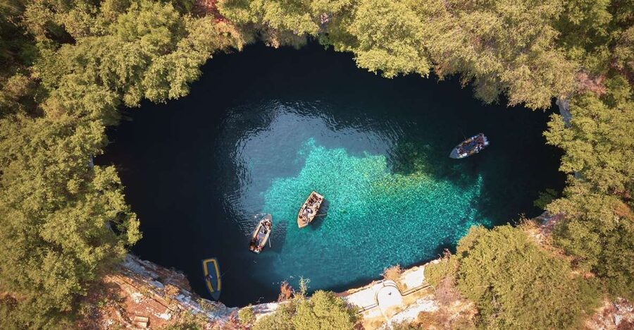 Kefalonia: Wine Tasting, Melissani, Drogarati & Fiscardo - Drogarati Cave and its steep stone steps