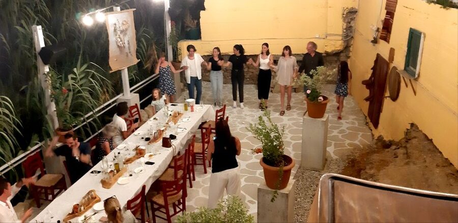Kissamos: Greek Night with Buffet Dinner and Plate Smashing - Who should book this Kissamos evening