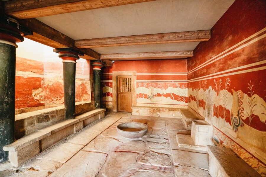 Knossos: Knossos Palace Skip-the-Line Guided Walking Tour - Why a guide matters at Knossos