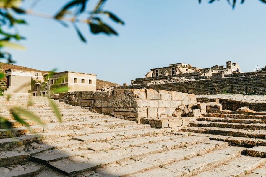 Knossos: Knossos Palace Skip-the-Line Guided Walking Tour - Meeting at the Knossos ticket booth