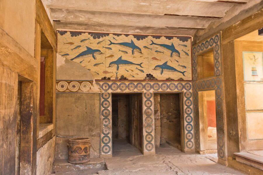 Knossos Palace: E-ticket with Audio and Heraklion City Tour - Following the Knossos Palace route