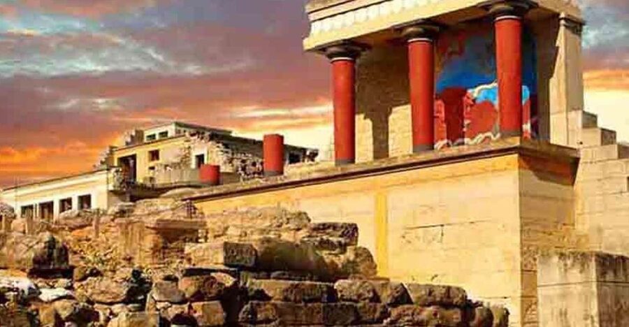Knossos Palace guided tour - Heraklion City tour + market - Walking through Knossos Palace
