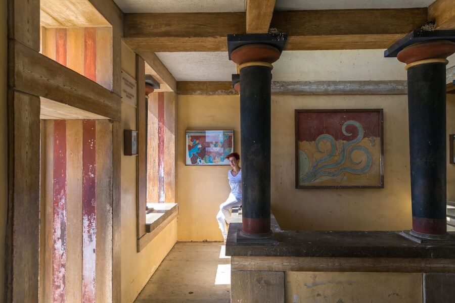 Knossos Palace Guided Walking Tour (Without Tickets) - Meeting at the main entrance