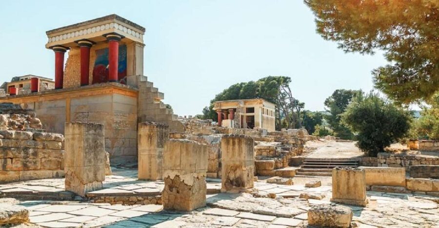 Knossos Palace, Museum & Heraklion City Tour From Chania - Heraklion Archaeological Museum and the original Minoan collection