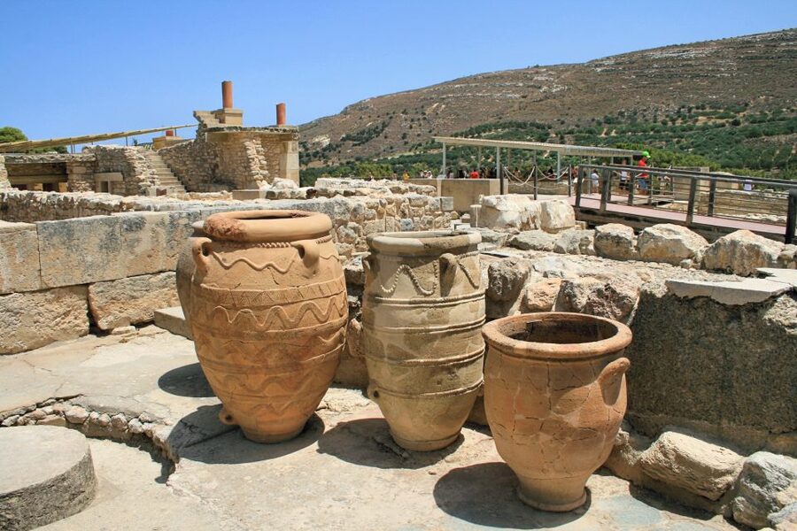 Knossos Palace Skip-the-Line Ticket & Private Guided Tour - Pairing Knossos with the Heraklion Archaeological Museum