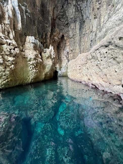 Kolymbia: Day Cruise to Lindos with 2 swimming stops - Red Sand Beach and the return journey
