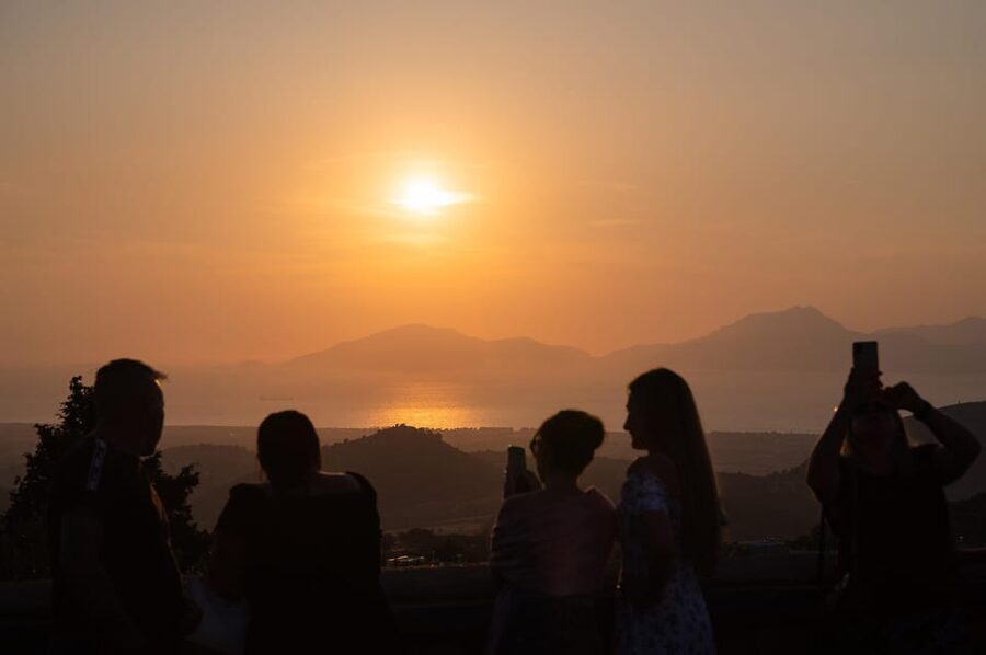 Kos: Zia Village Sunset Tour with Hotel Pickup - Choosing a taverna before sunset