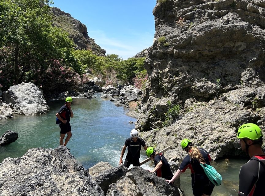 Kourtaliotiko Gorge: Guided River Trekking with Lunch - Why the guide matters in Kourtaliotiko Gorge