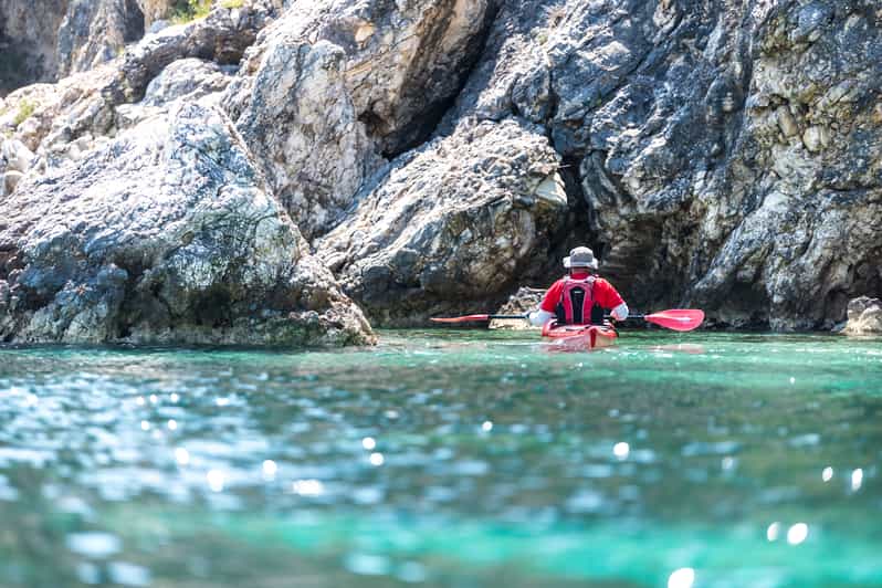 Lefkada: Blue Cave Kayak Tour with a Taste of Greece - Snorkeling over red starfish