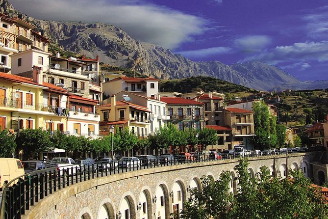 Mercedes Private Tour to Delphi and Arachova - The drivers shape the experience