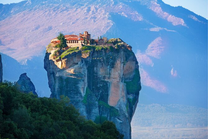 Meteora Full Day Private Tour from Athens including Lunch - What the private price buys you