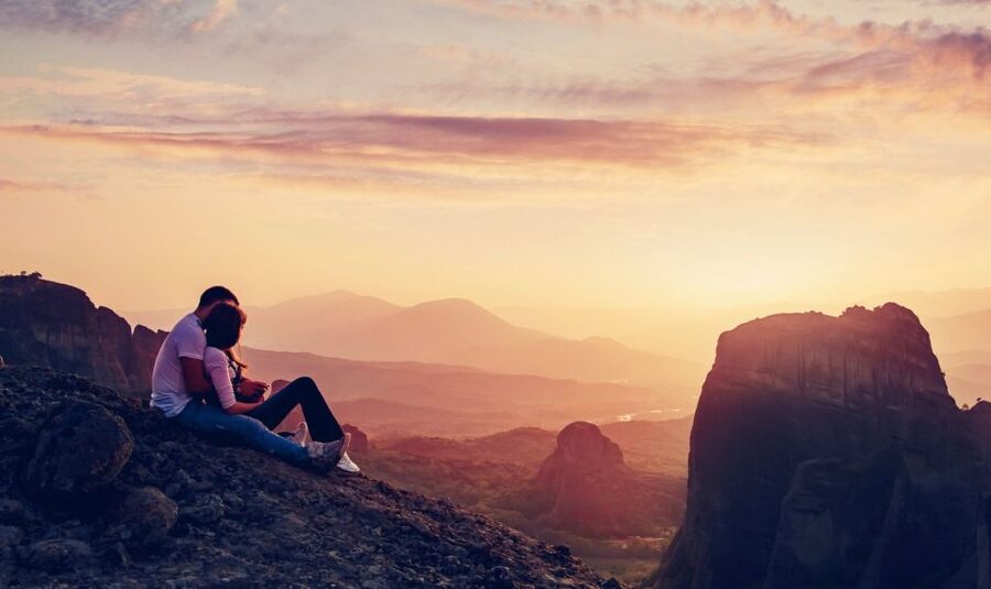 Meteora: Guided Sunset Tour with Monasteries & Caves Visit - Key points at a glance