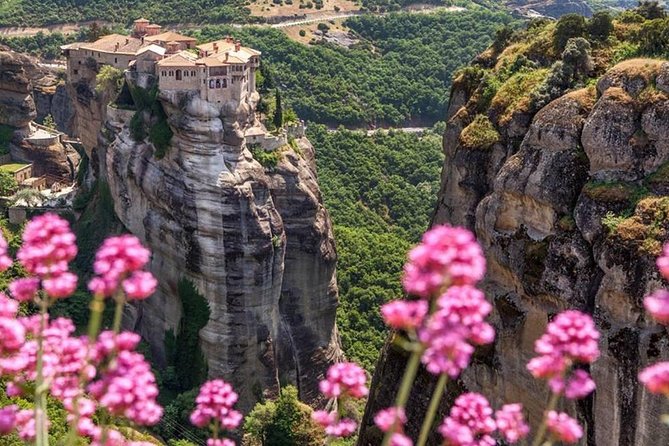 Meteora Monasteries Private Full Day Trip From Athens - Which kind of group will enjoy this most