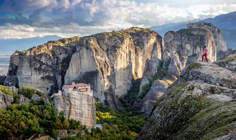 Meteora: Monasteries Tour, Lunch, and Athens Transfer Option - Four hours among Meteora’s monasteries