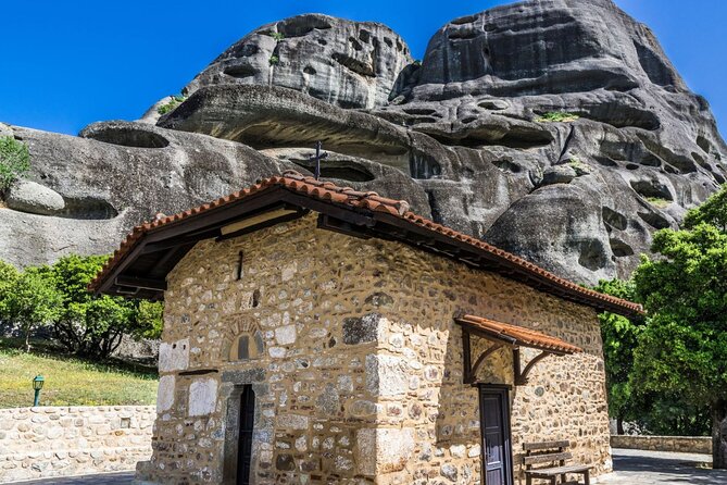 Meteora: Morning Half Day Sightseeing and Monasteries Tour - Varlaam: time to look, not just snap a photo