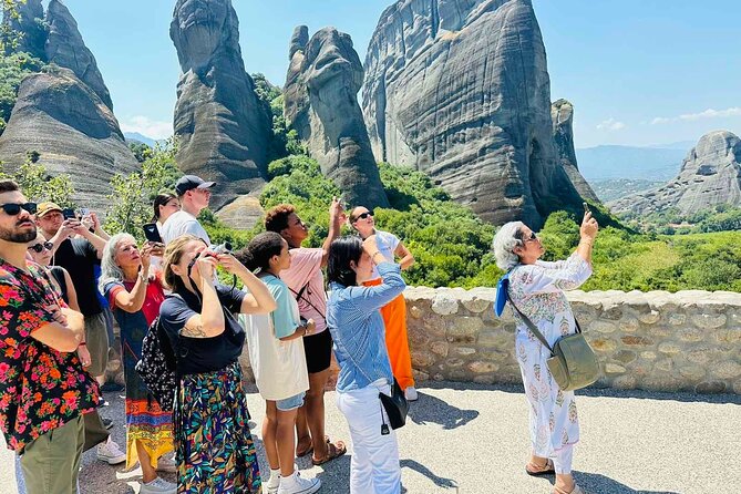 Meteora: Panoramic Morning Small Group Tour with Local Guide - Photo stops at Holy Trinity and St. Stephen