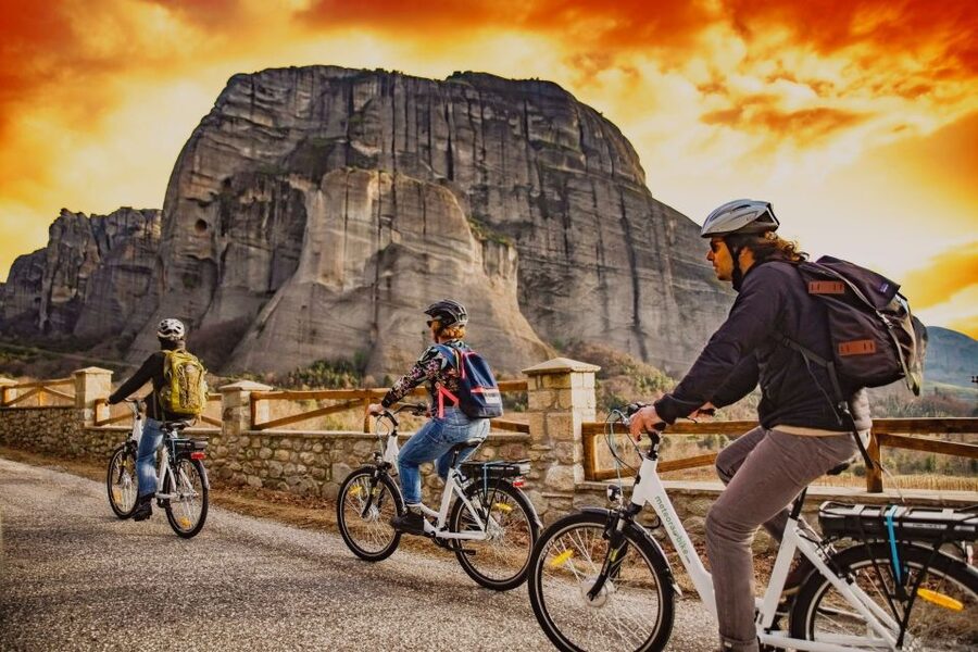 Meteora Sunset Tour on E-bikes - Starting in central Kalambaka