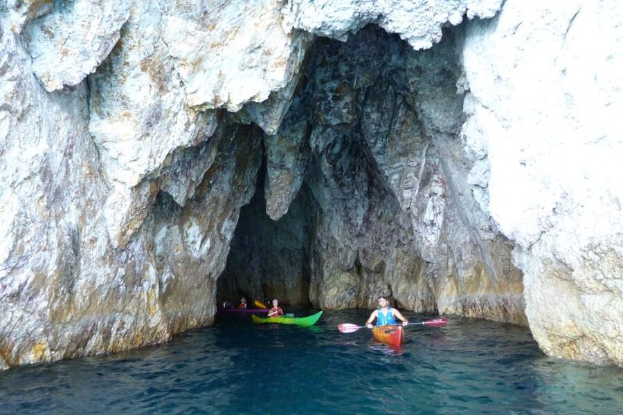 Milos: Guided Kayaking Trip with Snorkelling & Lunch - Key points to know before you book