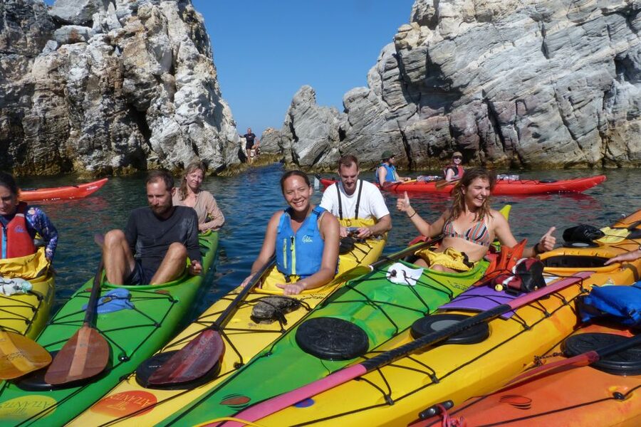 Milos: Guided Kayaking Trip with Snorkelling & Lunch - Meeting in Adamas and getting ready on the beach