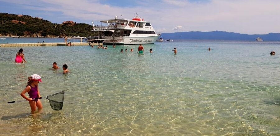 Mount Athos Glassbottom Cruise with Ammouliani Island visit - Seeing six Mount Athos monasteries from offshore