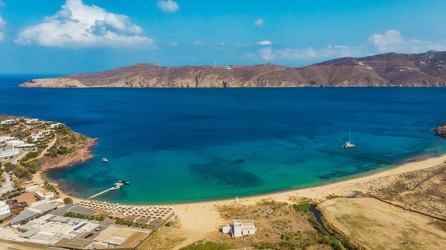 Mykonos: Private Tour Island With A Local - Agios Ioannis and the first look toward Delos