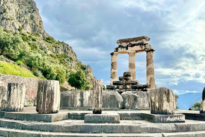Mystical Delphi & Hosios Loukas Byzantine Wonder Luxury Day Tour - Why combine Delphi with Hosios Loukas