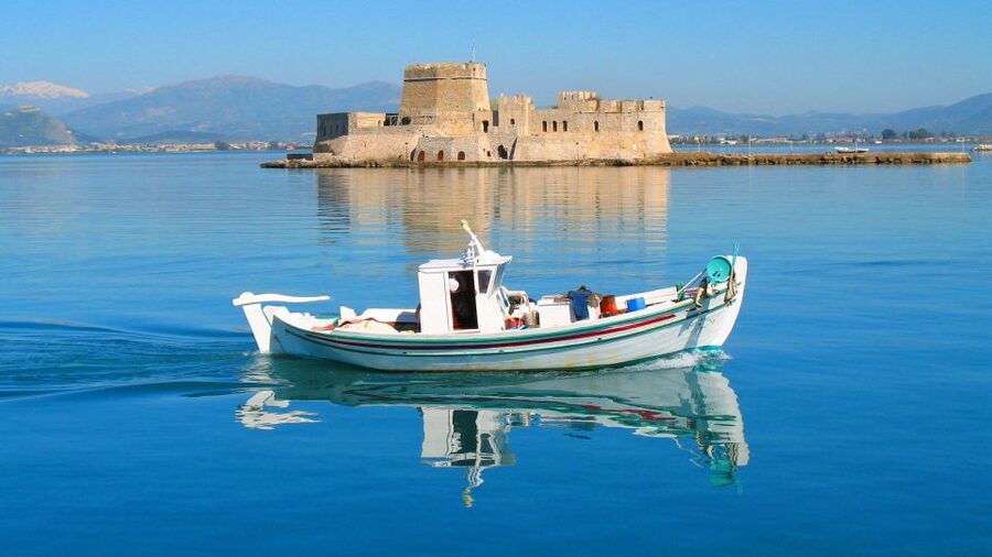 Nafplio: City Walking Tour - The climb to Akronafplia Fortress