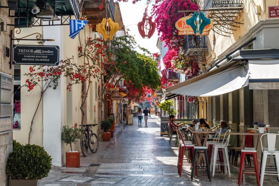 Nafplio: City Walking Tour - Walking through Nafplio’s old town