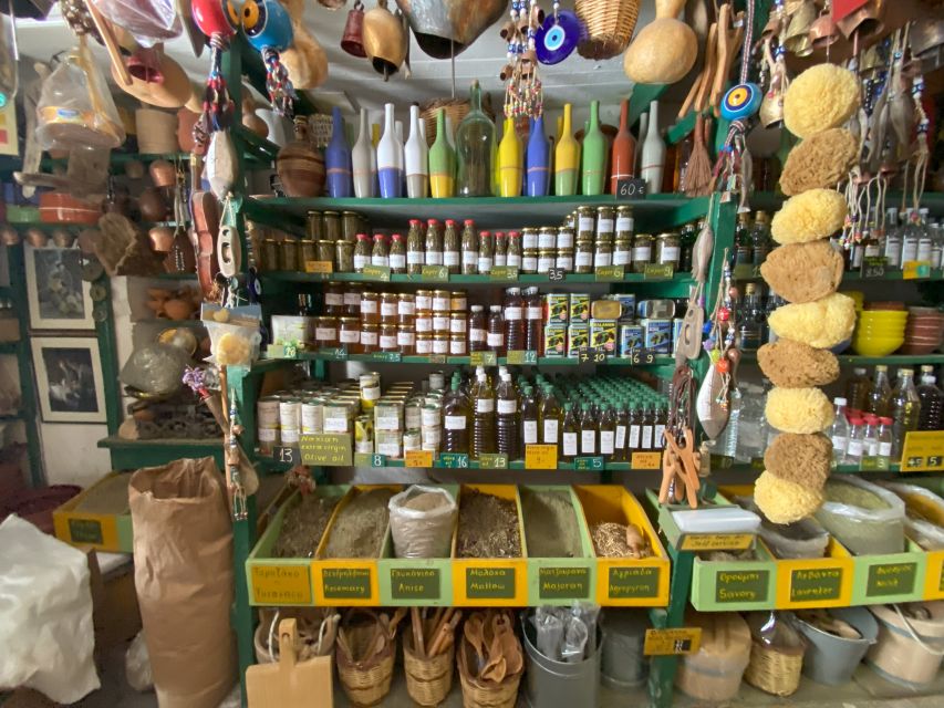 Naxos: Food Walking Tour & Cooking Class with Meal & Drinks - The meal: your appetizers plus a Greek main course
