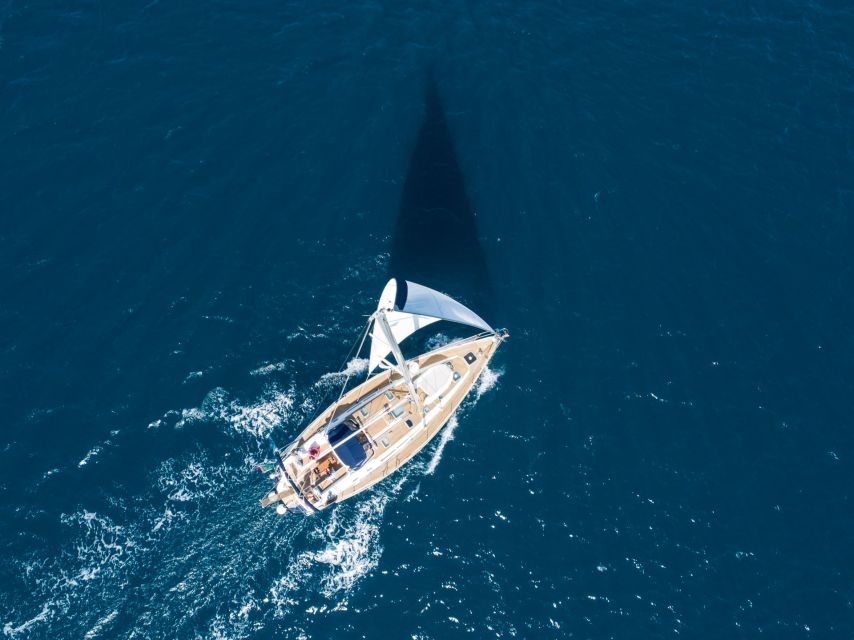 Naxos/ Paros: Sailing Cruise with Food and Drinks - Group size, comfort, and service