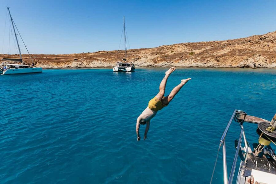 Naxos/ Paros: Sailing Cruise with Food and Drinks - What to pack for the day