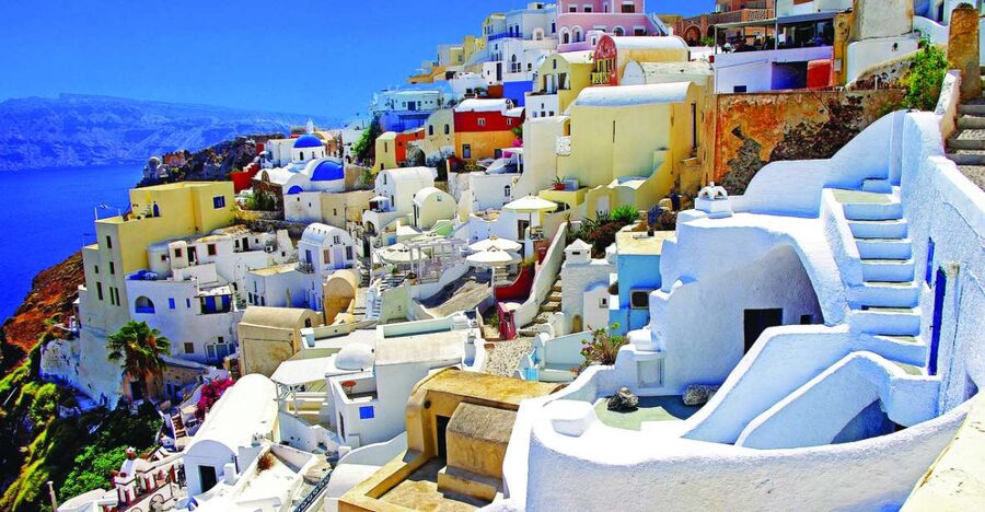 Naxos: Santorini Day Trip by Boat with Guided Tour - What the guided bus tour adds