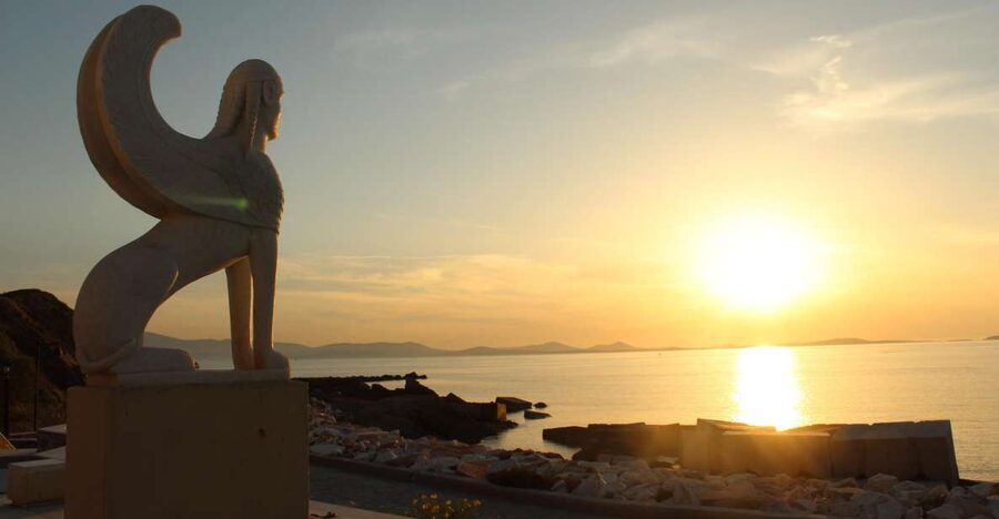 Naxos: Wine and Mythology Sunset Tour - Walking through the Venetian Castle