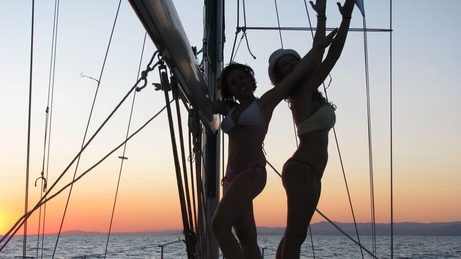 Neos Marmaras: Sunset West Sithonia Islets Sailboat Tour - Key points at a glance