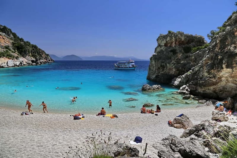 NYDRI: Cruise to Egremni, Porto Katsiki, Agiofili of Lefkada - What to bring for the beach stops