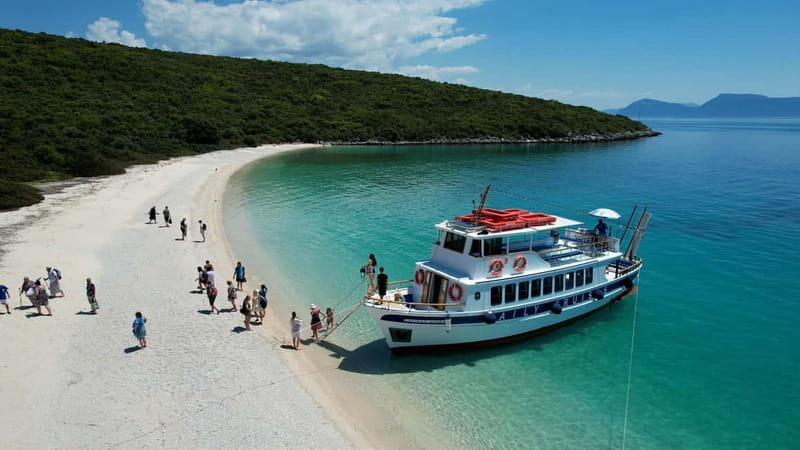 Nydri: Island Hopping Boat Cruise with Beach BBQ Lunch - What the $84 price really includes
