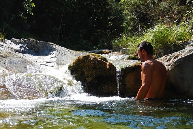 Olympus Lagoons - Enjoy nature and explore - What the guide and transport add