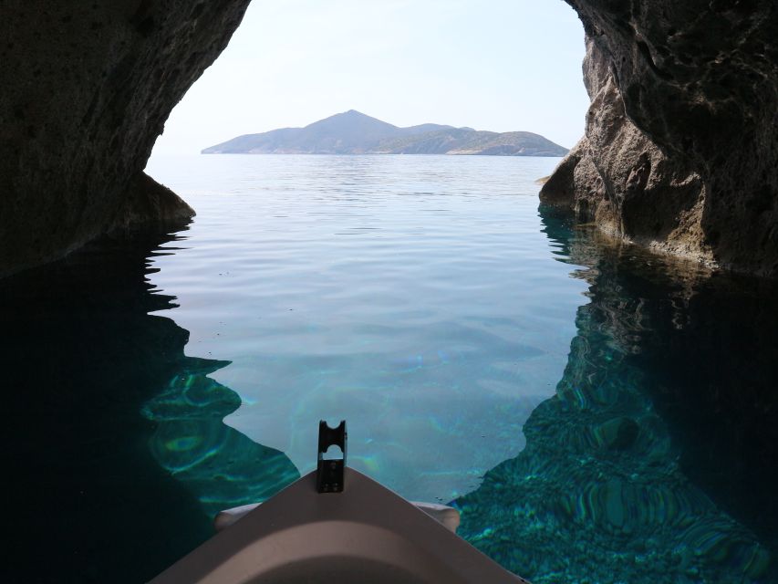 Paros: Antiparos Island and Despotiko Private Boat Trip - Faneromeni Beach and the rhythm of the day