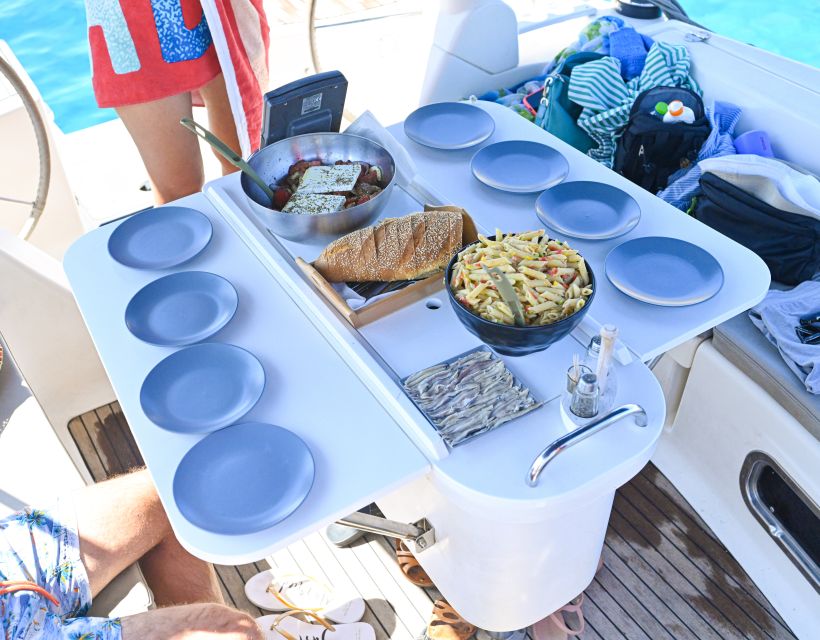 Paros: Iraklia, Schinoussa, & Naxos Sailing Tour with Lunch - Schinoussa and Lunch on the Boat