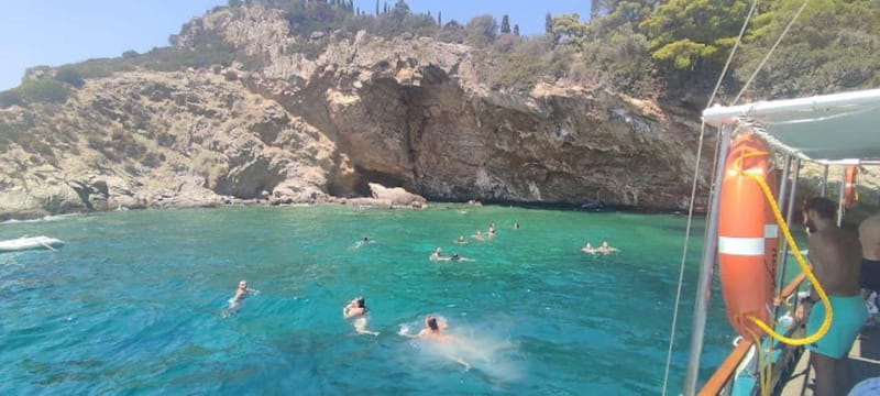 Porto Rafti: Athens East Attica Hidden Gems Cruise - Music, mood, and the social side of the trip